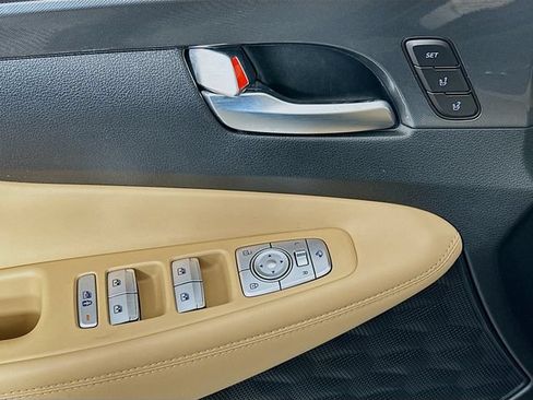 Used 2023 Hyundai Santa Fe Calligraphy w/ Cargo Package FWD image 18