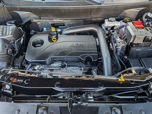 Used 2025 Chevrolet Equinox LT image 24