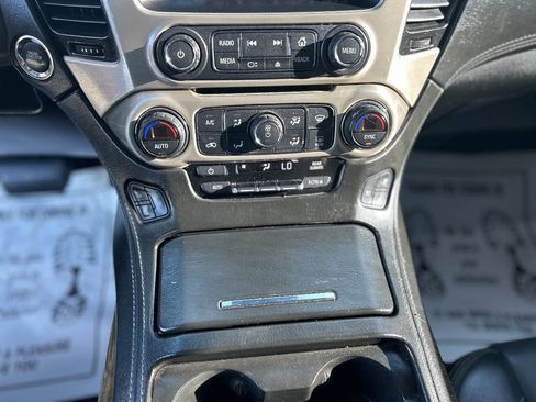 Used 2018 GMC Yukon Denali w/ Denali Ultimate Package AWD/4WD image 14