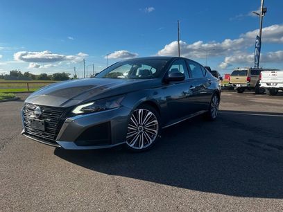 Used 2023 Nissan Altima 2.5 SL