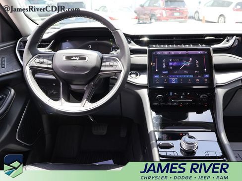 Used 2022 Jeep Grand Cherokee Limited 4xe w/ Luxury Tech Group II AWD/4WD image 20
