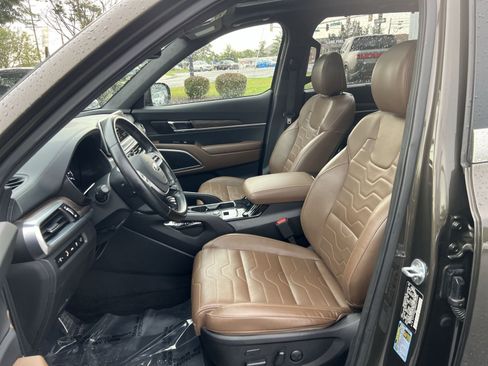 Used 2021 Kia Telluride SX w/ SX Prestige Package AWD/4WD image 13