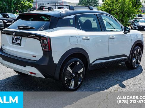 Used 2025 Nissan Kicks SR FWD image 6