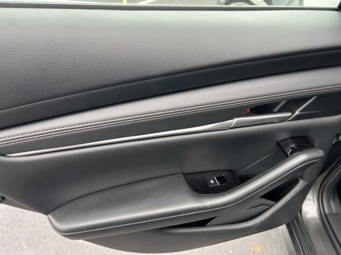 Certified 2025 MAZDA MAZDA3 s image 25