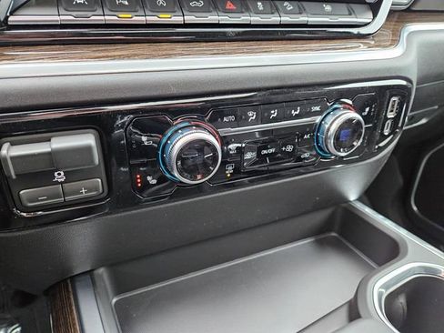 New 2026 GMC Sierra 1500 Elevation w/ Elevation Premium Package AWD/4WD image 25