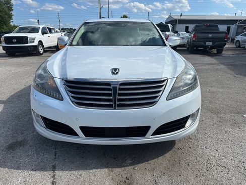 Used 2015 Hyundai Equus Signature RWD image 2