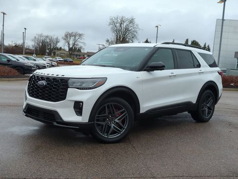 Used 2025 Ford Explorer ST-Line w/ Premium Package image 1