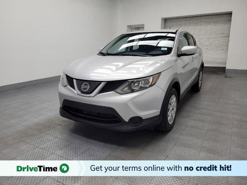 Used 2019 Nissan Rogue Sport S image 1