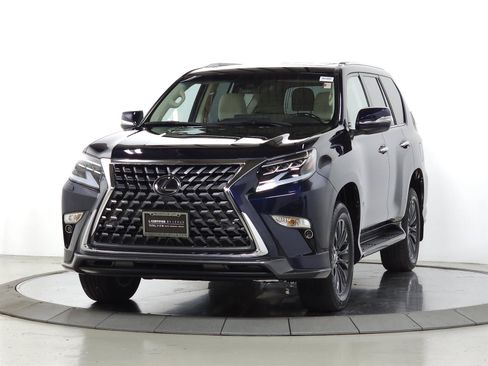 Used 2023 Lexus GX 460 Premium w/ Accessory Package AWD/4WD image 4