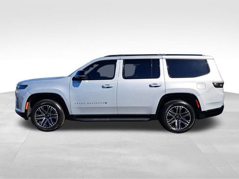 New 2026 Jeep Grand Wagoneer 4WD w/ Premium Group I image 2