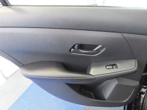 Used 2025 Nissan Sentra SV w/ All-Weather Package FWD image 29