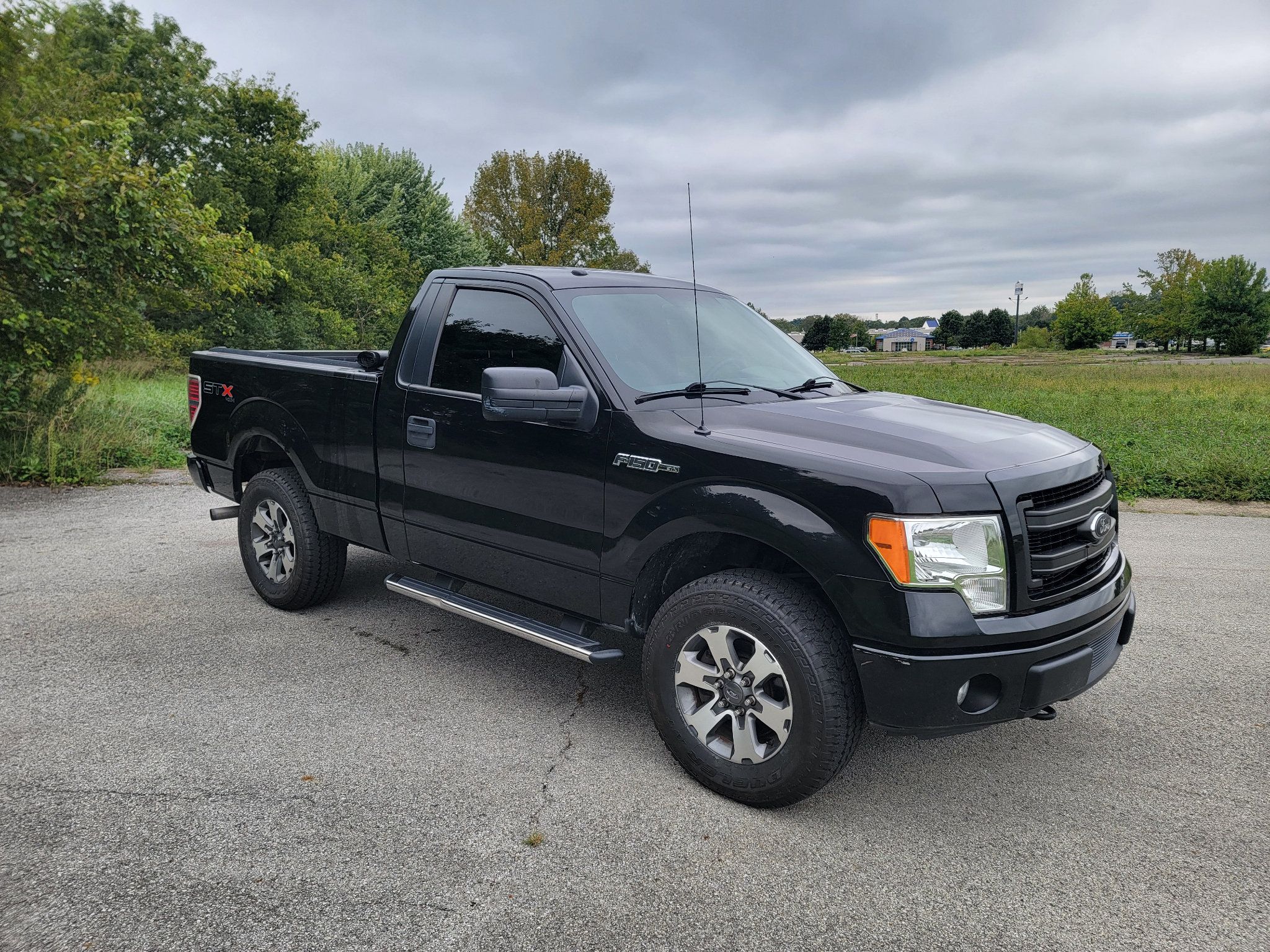 Used 2013 Ford F150 STX w/ Mid Equipment Group AWD/4WD image 3