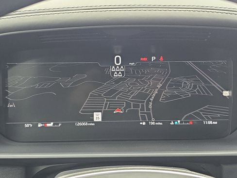 Certified 2024 Land Rover Discovery Metropolitan Edition image 20