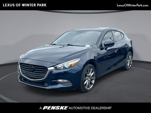 Used 2018 MAZDA MAZDA3 Touring FWD image 1