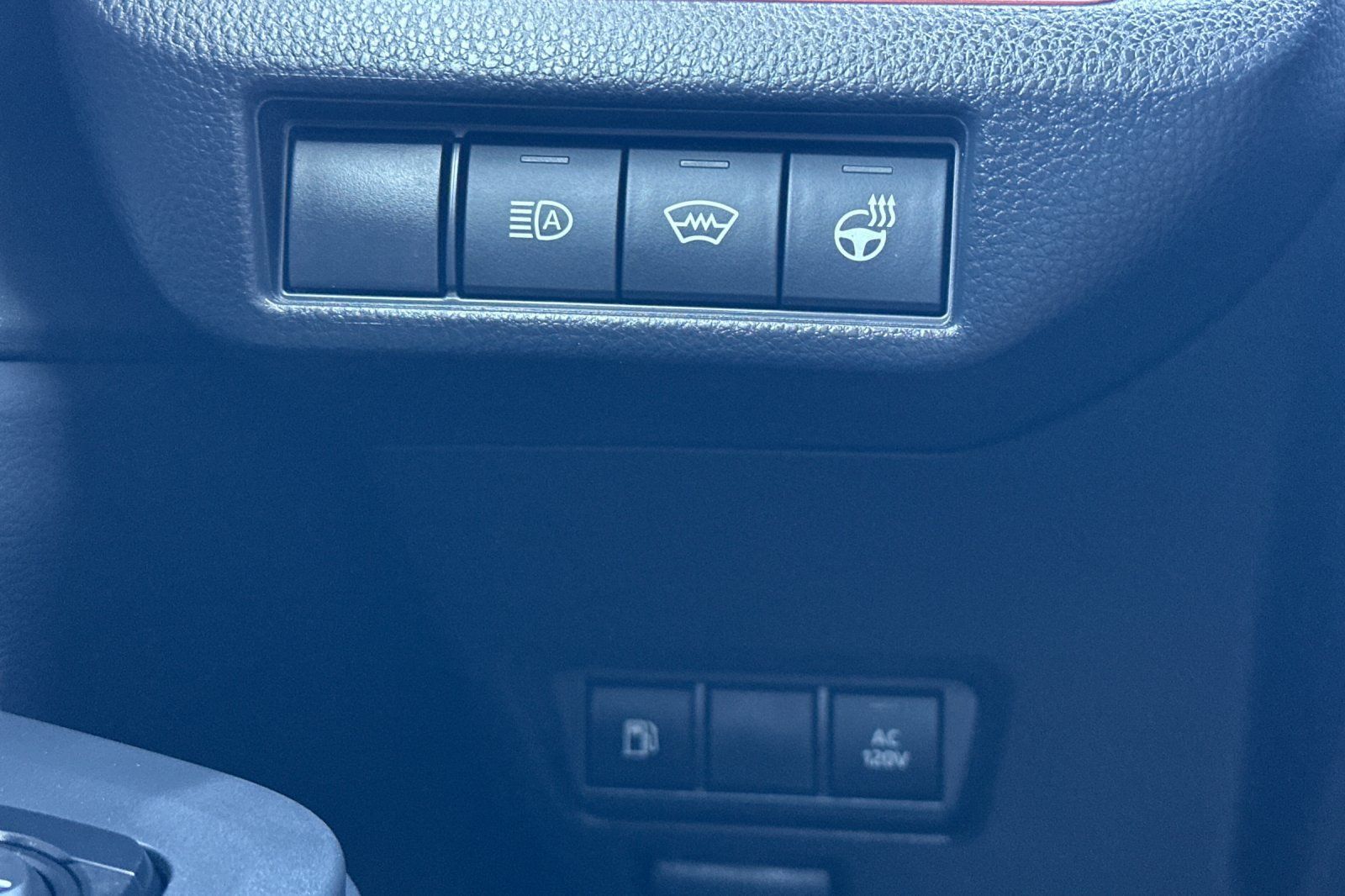 Certified 2026 Toyota Prius Plug-In Hybrid FWD image 43