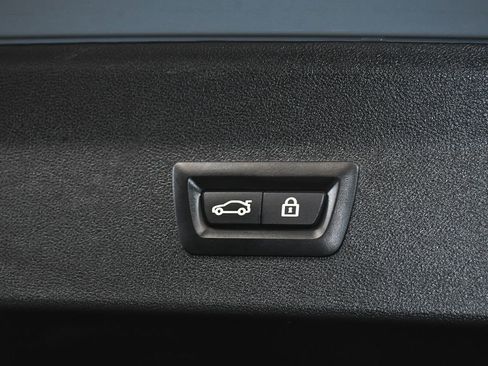 Used 2023 BMW X4 xDrive30i w/ M Sport Package image 68