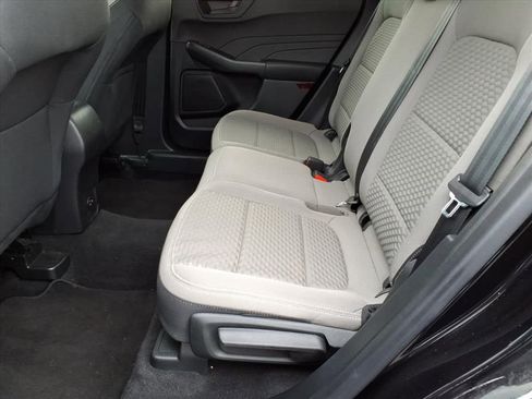 Used 2022 Ford Escape SE image 10