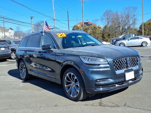 Used 2023 Lincoln Aviator Grand Touring w/ Elements Package Plus image 1