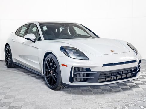New 2026 Porsche Panamera image 8