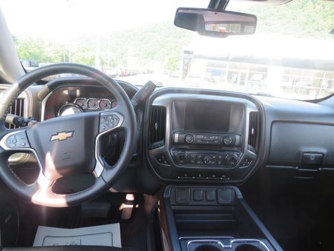 Used 2017 Chevrolet Silverado 1500 LTZ w/ High Desert Package AWD/4WD image 9
