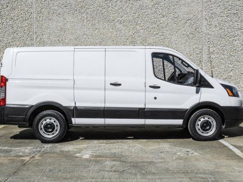 Used 2019 Ford Transit 150 130 Low Roof image 9