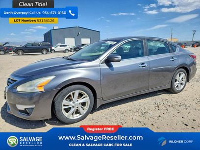 Used 2015 Nissan Altima 2.5 SV w/ Convenience Package