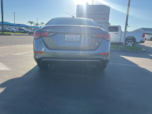 Used 2025 Nissan Sentra SV image 10