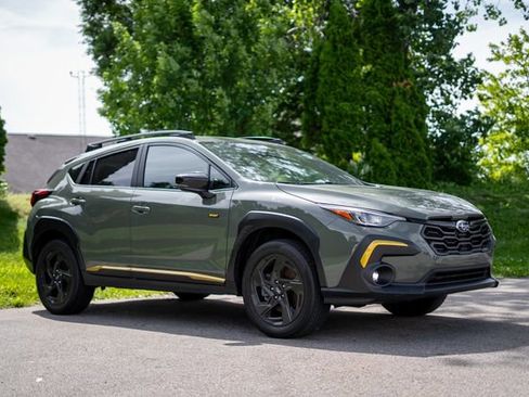Used 2024 Subaru Crosstrek 2.5i Sport AWD/4WD image 3