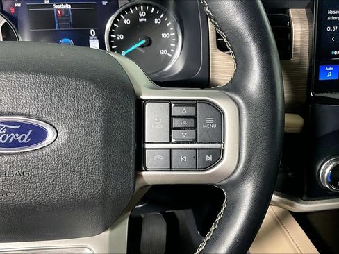 Used 2024 Ford Expedition Limited RWD image 19