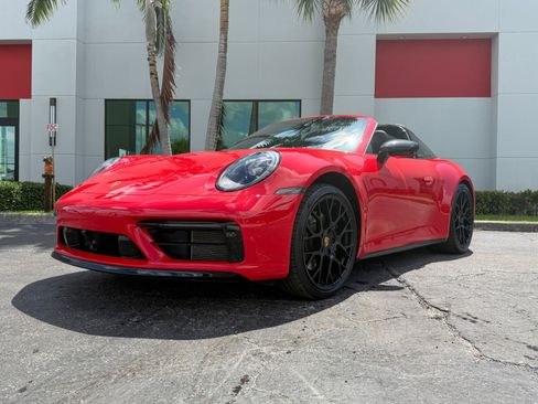 Used 2022 Porsche 911 Targa 4S AWD/4WD image 11