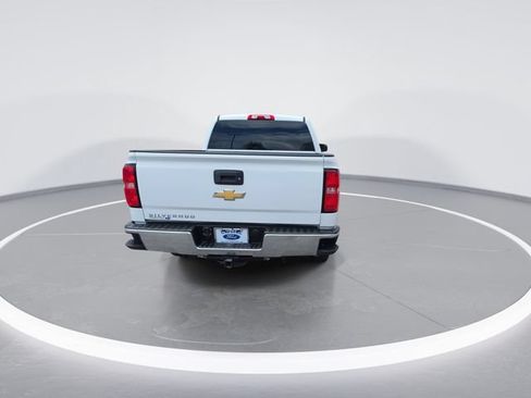 Used 2018 Chevrolet Silverado 1500 W/T AWD/4WD image 7
