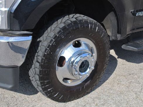 Used 2022 Ford F350 XL w/ STX Appearance Package AWD/4WD image 6