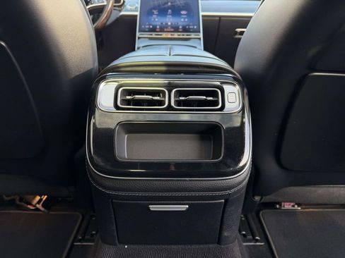 Used 2022 Mercedes-Benz S 500 4MATIC image 21