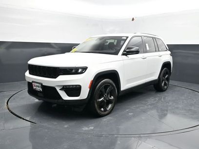 Used 2023 Jeep Grand Cherokee Limited w/ Black Appearance Package