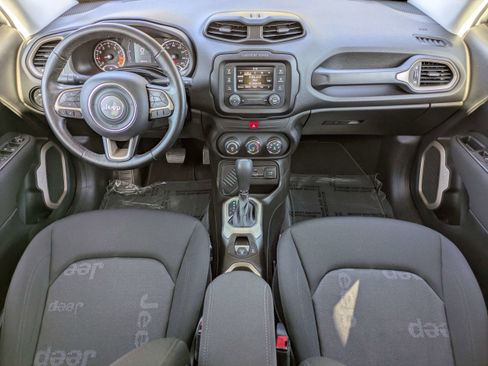 Used 2017 Jeep Renegade Latitude image 15