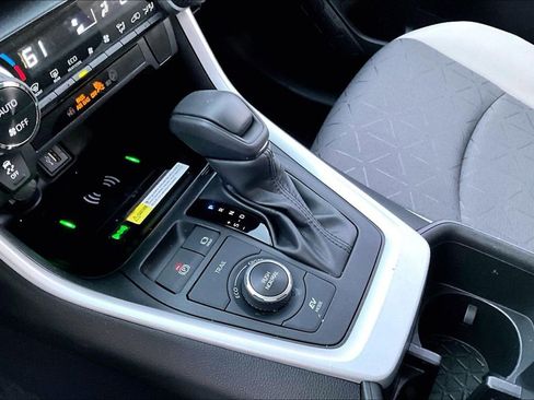 Used 2024 Toyota RAV4 XLE image 15
