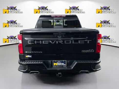 Used 2021 Chevrolet Silverado 1500 High Country w/ Technology Package image 6