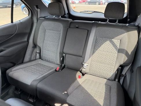 Used 2022 Chevrolet Equinox LT image 17