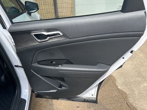 Used 2023 Kia Sportage X-Line image 19