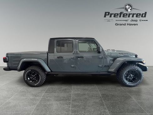 New 2026 Jeep Gladiator Mojave AWD/4WD image 9