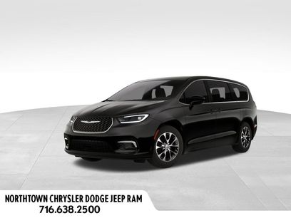 New 2026 Chrysler Pacifica Select