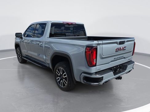 Used 2025 GMC Sierra 1500 AT4 w/ AT4 Premium Package AWD/4WD image 6