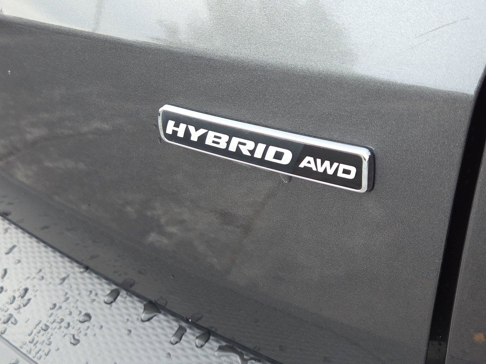 Used 2020 Ford Escape Titanium AWD/4WD image 28