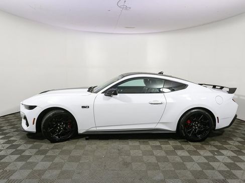 Used 2024 Ford Mustang GT Premium w/ GT Performance Package image 7