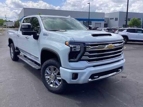 New 2026 Chevrolet Silverado 2500 High Country w/ Technology Package AWD/4WD image 1