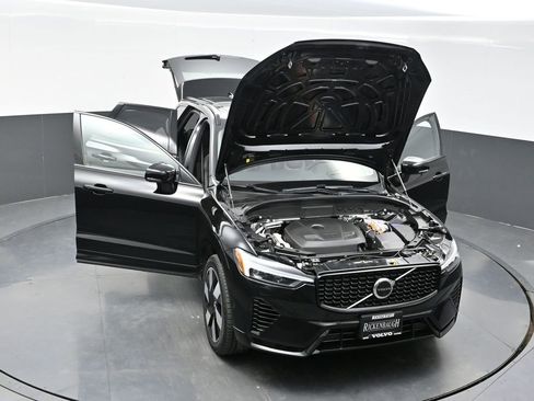 Used 2023 Volvo XC60 T8 Ultimate w/ Climate Package image 40