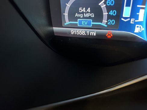 Used 2015 Ford C-MAX Energi SEL w/ Equipment Group 302A image 23