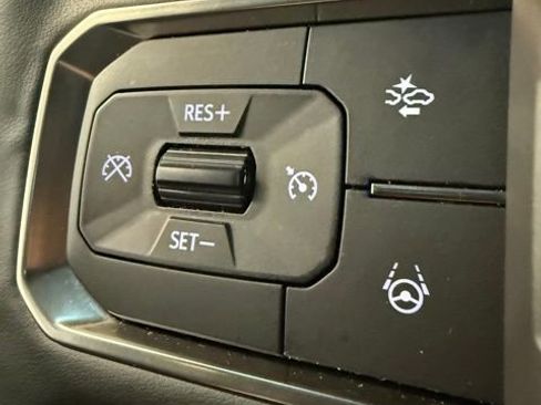 Used 2024 GMC Hummer EV 3X w/ Extreme Off-Road Package image 53