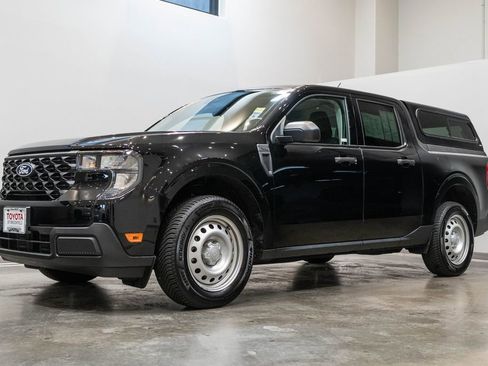 Used 2025 Ford Maverick XL FWD image 3