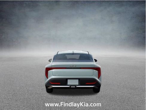 New 2026 Kia K4 FWD image 6